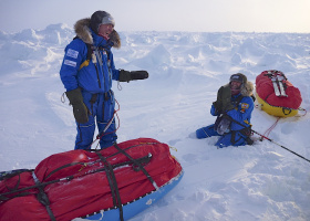 Icetrek Kelvin Mittens North Pole Pole to Pole