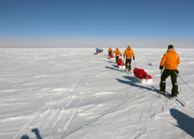 Icetrek Land Ice Traces South Pole