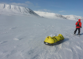 Icetrek Polynya Pulk Spitsbergen