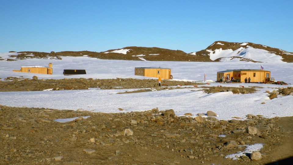 Icetrek Oasis Guesthouse Buildings